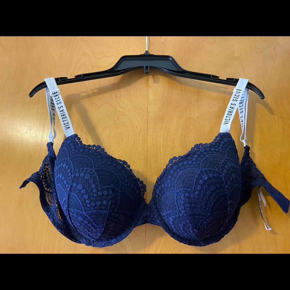 Victoria Secret Navy T-Shirt Push-Up Bra 32DDD